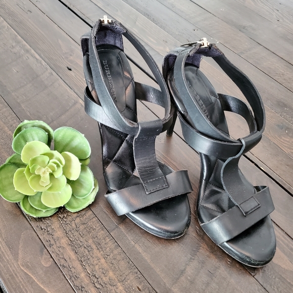 BURBERRY Black T Strap Stilettos - Picture 2 of 8